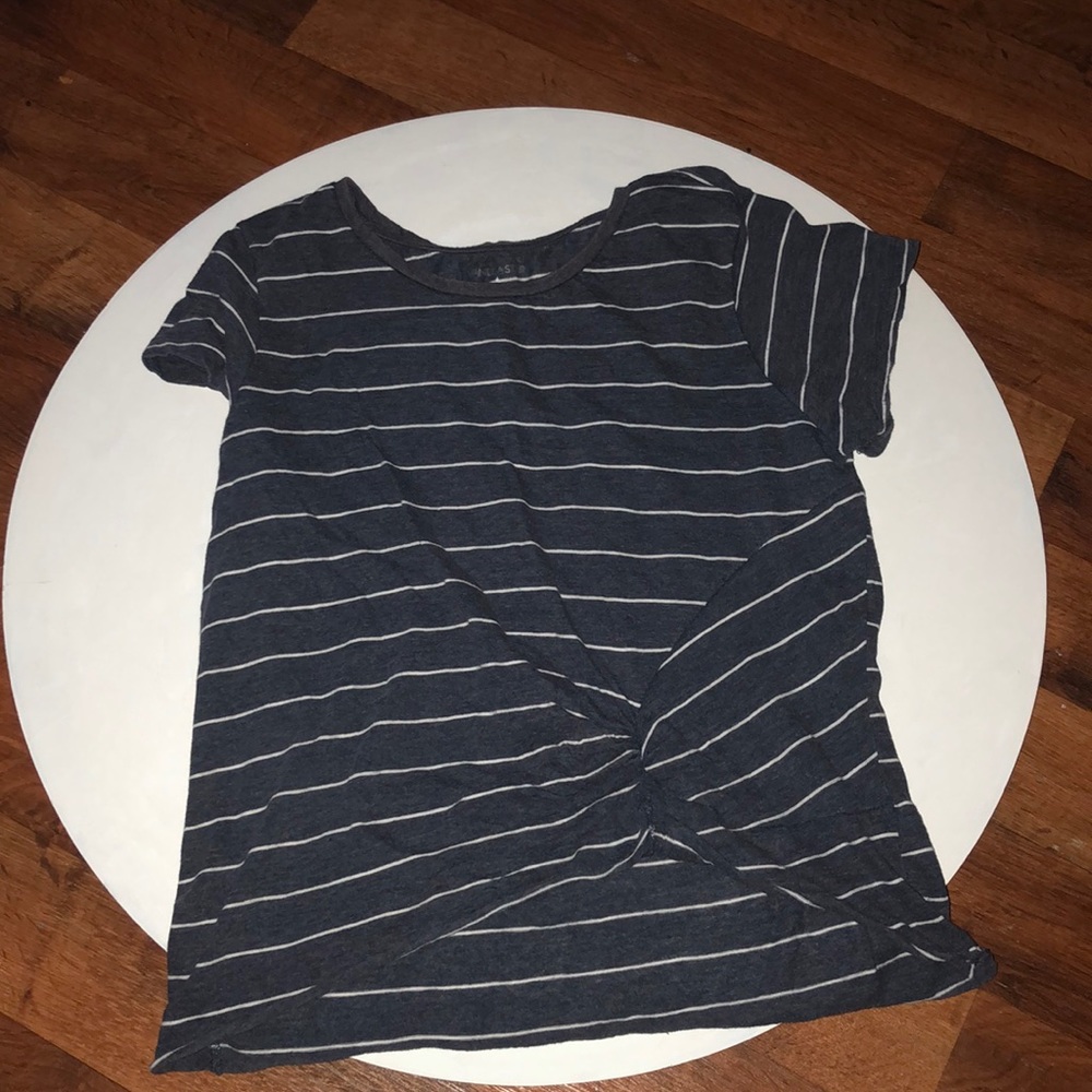 stripped blue and white tee